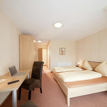 Guest house Am Schlossberg Reichenberg (Bavaria)