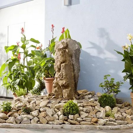 Am Schlossberg Guest house 3*