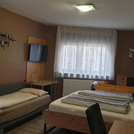 Am Schlossberg Penzion 3*